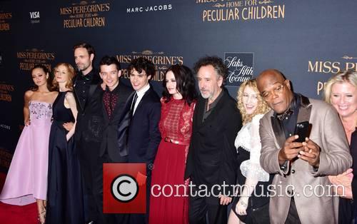 Ella Purnell, Lauren Mccrostie, Ransom Riggs, Asa Butterfield, Finlay Macmillan, Eva Green, Tim Burton, Jane Goldman and Samuel L. Jackson 1