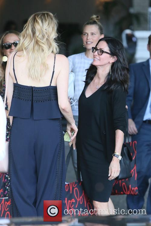 Courteney Cox, Erin Foster and Sara Foster 7