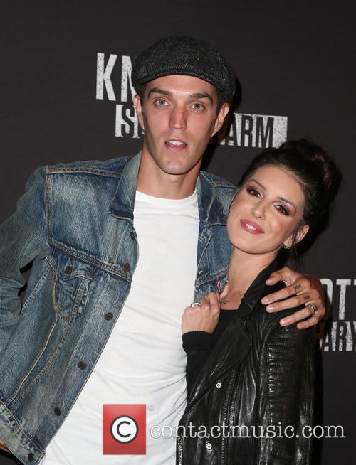 Shenae Grimes and Josh Beech 7