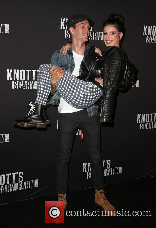 Shenae Grimes and Josh Beech 8