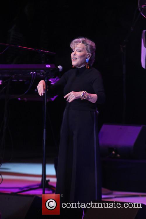 Bette Midler 11