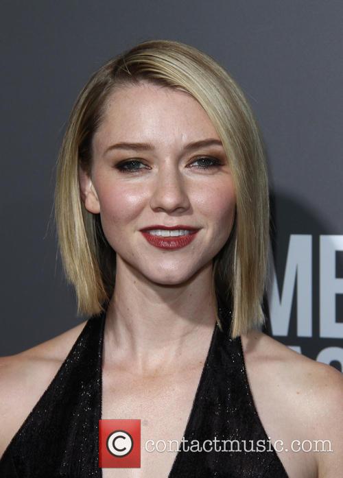 Valorie Curry 5