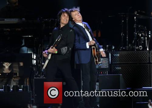 Paul Mccartney and Rusty Anderson 11