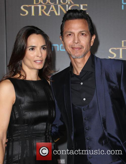 Talisa Soto and Benjamin Bratt 7