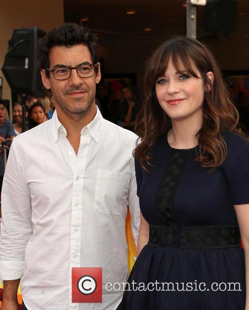 Zooey Deschanel and Jacob Pechenik 4