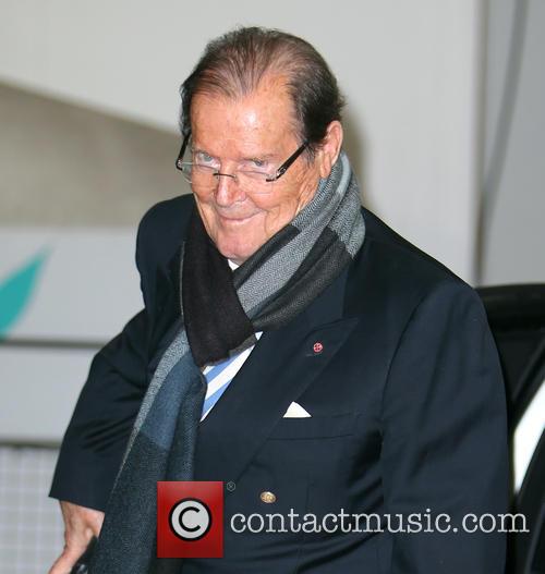 Roger Moore 7