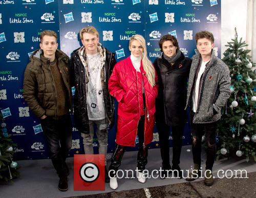 The Vamps and Louisa Johnson 2