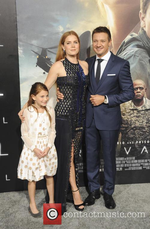 Amy Adams, Abigail Pniowsky and Jeremy Renner 1