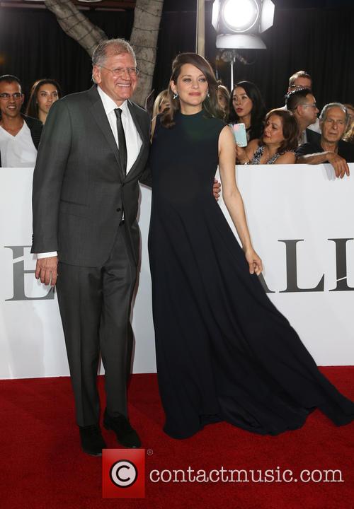 Robert Zemeckis and Marion Cotillard 4