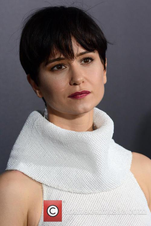 Katherine Waterston 5