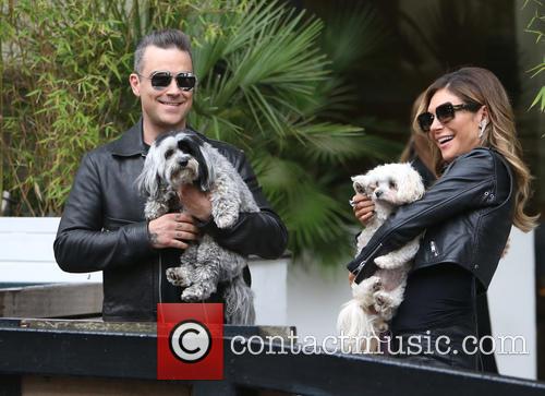 Robbie Williams and Ayda Field 8