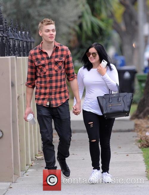 Ariel Winter and Laurent Gaudette 3