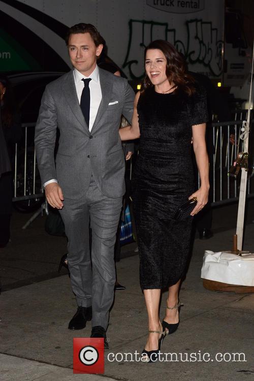 Jj Feild and Neve Campbell 1