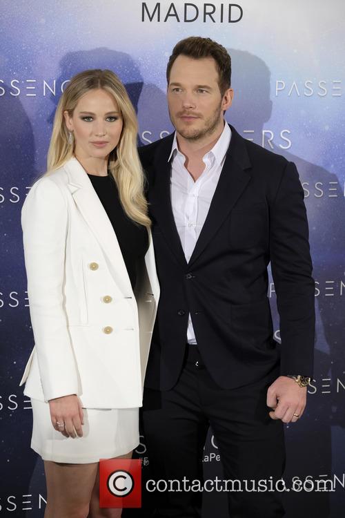 Jennifer Lawrence and Chris Pratt 5