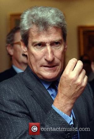 Jeremy Paxman Scolds David Cameron For Celebrating Catastrophic WWI