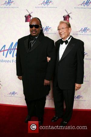 Stevie Wonder, Alfred Mann The Alfred Mann Foundation Gala held at the Millenium Biltmore Hotel Los Angeles, California - 29.09.07