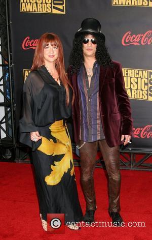 Slash & Wife 2007 American Music Awards held at the at the Nokia Theatre - Arrivals Los Angeles, California -...