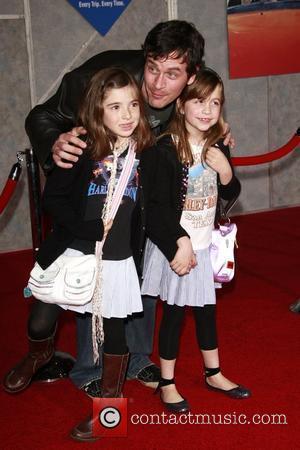 Tom Everett Scott and family Premiere of 'College Road Trip' at El Capitan Theater - Arrivals Hollywood, California - 03.03.08
