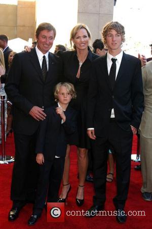 Wayne Gretzky, Janet Jones-Gretzky and family The 2007 ESPY Awards held at Kodak Theatre - Arrivals Hollywood, California - 11.07.07