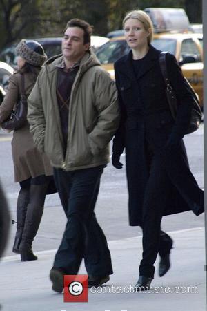 Joaquin Phoenix and Gwyneth Paltrow on the movie set for 'Two Lovers' New York City, USA - 28.11.07