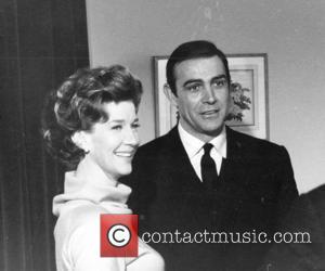 * BOND STAR MAXWELL DIES Canadian actress LOIS MAXWELL has died. She was 80.  The Golden Globe-winning star -...