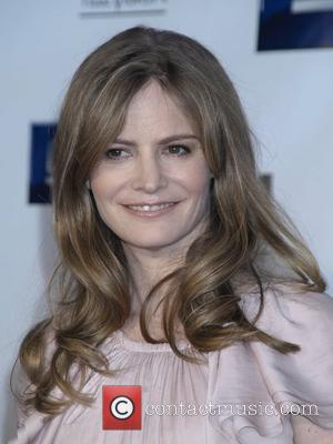 Jennifer Jason Leigh, Muse