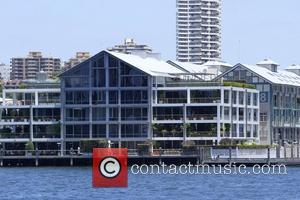 Russell Crowe's waterfront apartment in Sydney Harbour. The Finger Wharf at Woolloomooloo Bay houses upmarket restaurants and celebrity residences Sydney,...