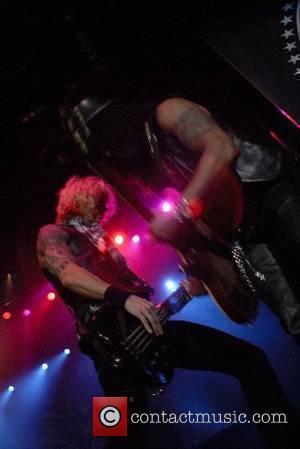 Duff McKagan and Slash Velvet Revolver performing at the Cardiff International Arena Cardiff, Wales, 07.06.07