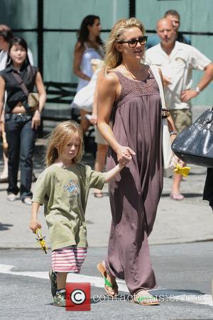 Kate Hudson takes her son Ryder Robinson to the playground New York City, USA - 03.08.08