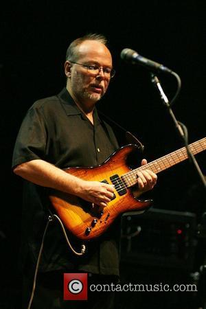 Musicians And Fans Mourn The Death Of Steely Dan Guitarist Walter Becker