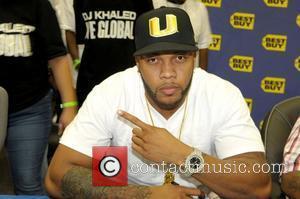 FLo Rida DJ Khaled signs copies of his new CD 'We Global' at BestBuy Pembroke Pines, Florida - 16.09.08