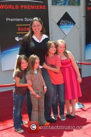 Camryn Manheim, Guests World Premiere of 'Disneynature: earth' held at El Capitan theatre Hollywood, California - 18.04.09