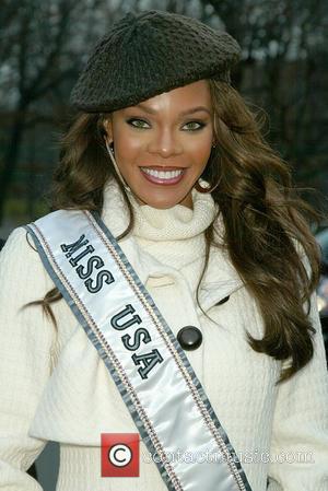 Crystle Stewart at the Macy's Thanksgiving Parade New York City, USA - 27.11.08