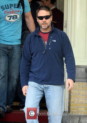 Russell Crowe leaving the Amstel hotel Amsterdam, Holland - 03.05.09