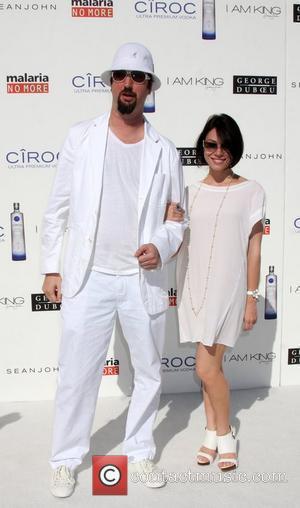 Tom Green, Guest The Annual White Party held at a private residence in Beverly Hills - Arrivals California, USA -...