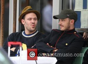Will Young out for coffee with a friend London, England - 30.10.09