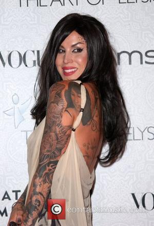 Kat Von D The 3rd Annual Art of Elysium Gala in Beverly Hills - Arrivals Los Angeles, California - 16.01.10