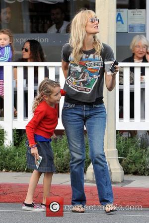 Actress, Laura Dern and her daughter enjoy a family day out in Brentwood Los Angeles, USA - 14.11.10