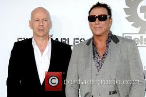 Bruce Willis and Mickey Rourke Los Angeles Premiere of 'The Expendables' held at Grauman's Chinese Theatre - Arrivals Los Angeles,...