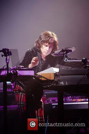 Jean Michel Jarre Succeeds Robin Gibb As Cisac President