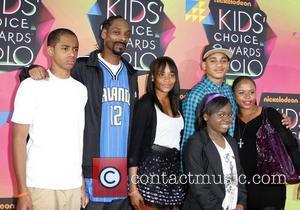Snoop Dogg and his family Nickelodeon's 23rd Annual Kids' Choice Awards - Arrivals held at UCLA's Pauley Pavilion Los Angeles,...