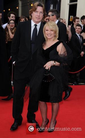 Elaine Paige