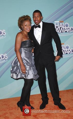 Nick Cannon, mother Beth Hackett  TeenNick HALO Awards - Red Carpet at the Hollywood Palladium Hollywood, California - 26.10.11