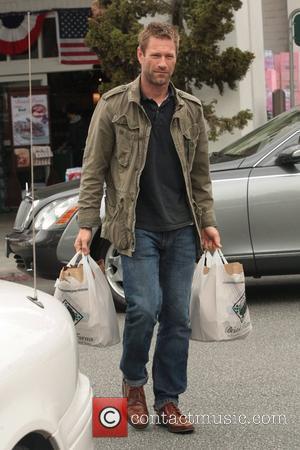 Aaron Eckhart leaving Bristol Farms with his weekly shop Los Angeles, California – 17.06.11