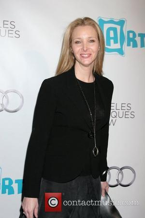 Lisa Kudrow 16th Annual Los Angeles Antiques Show 2011- Arrivals Santa Monica, California - 13.04.11