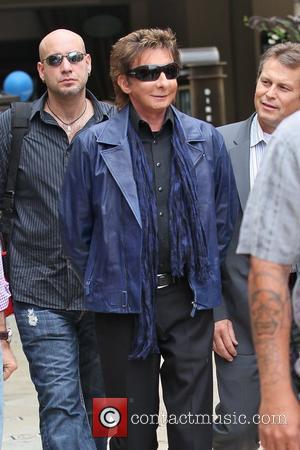 Barry Manilow arriving at The Grove for the entertainment television news programme 'Extra' Los Angeles, California - 09.06.11