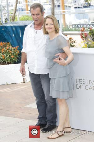 Mel Gibson and Jodie Foster 2011 Cannes International Film Festival - Day 8 - The Beaver - Photocall Cannes, France...