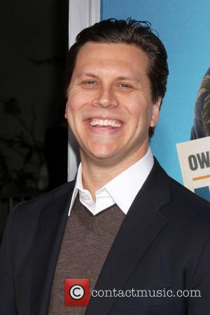 Hayes MacArthur Los Angeles Premiere of Warner Bros. Pictures' Hall Pass held at the Cinerama Theatre Los Angeles, California -...