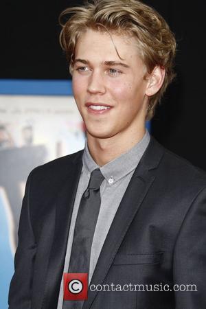 Austin Butler World Premiere of 'Prom' at the El Capitan Theatre Hollywood, California - 21.04.11