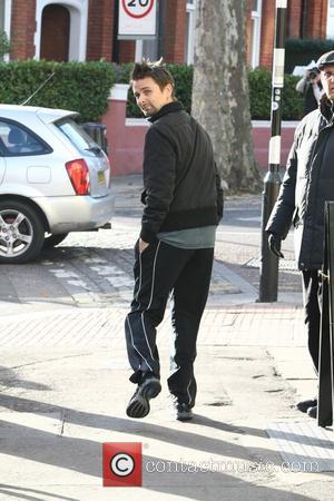 Matt Bellamy heading to the gym in north London London, England - 30.11.11